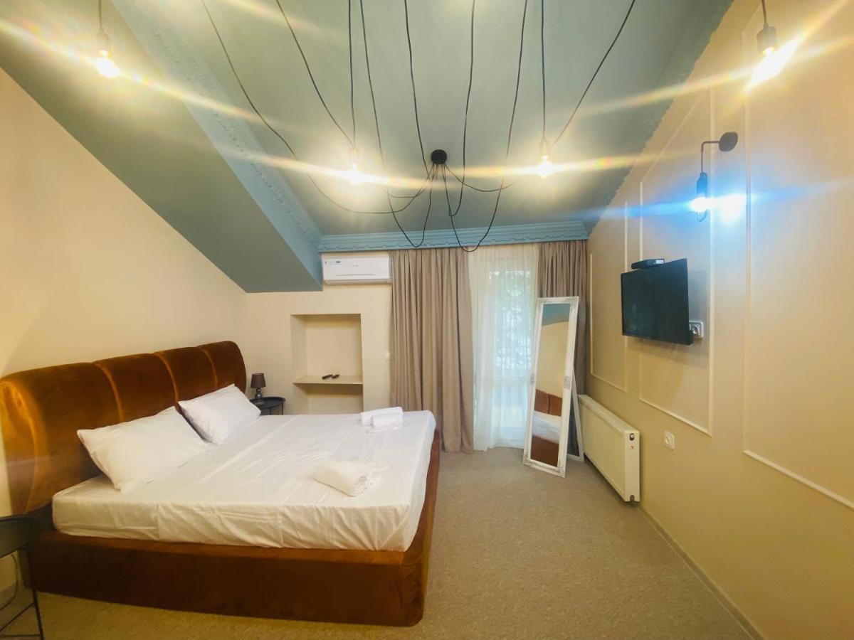 Mose Art Hotel Tbilisi ภายนอก รูปภาพ