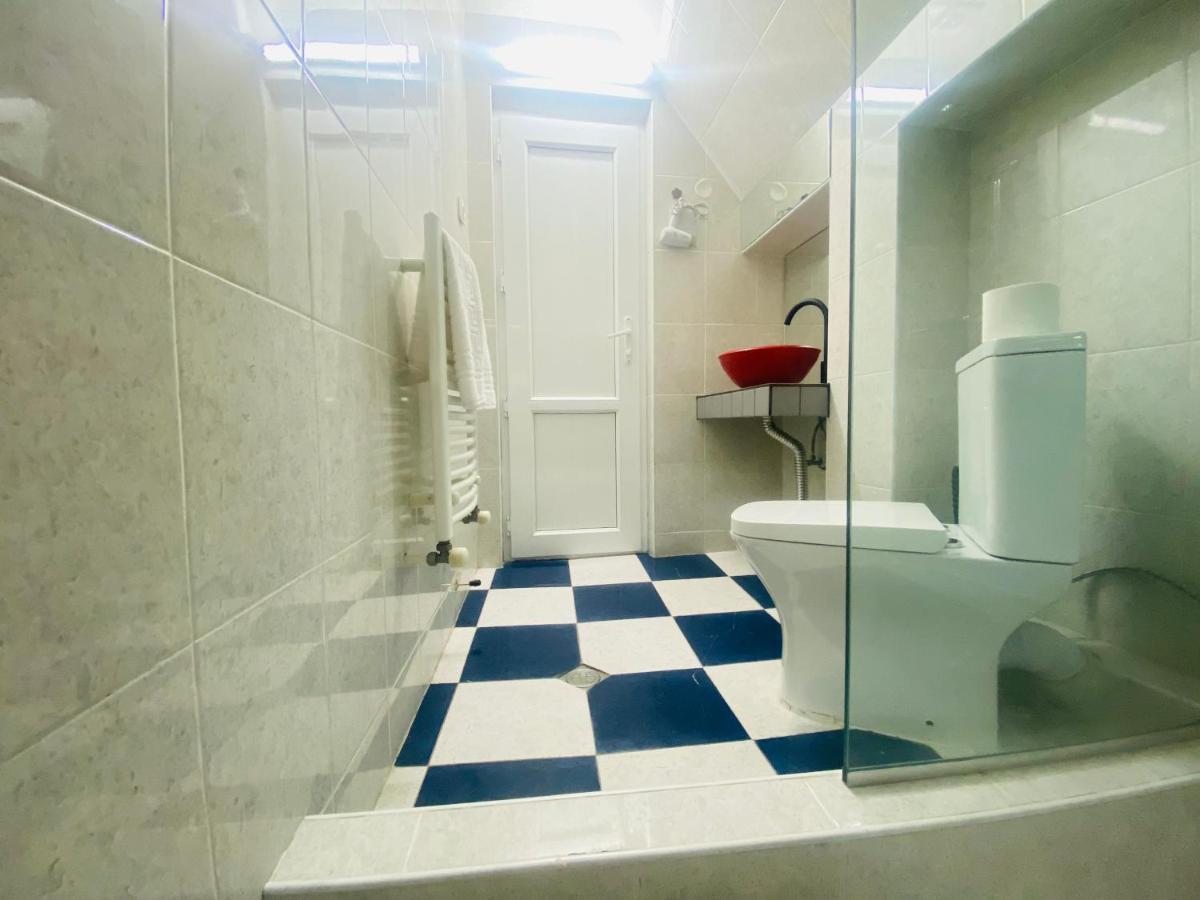 Mose Art Hotel Tbilisi ภายนอก รูปภาพ