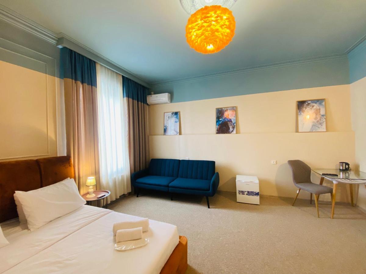 Mose Art Hotel Tbilisi ภายนอก รูปภาพ